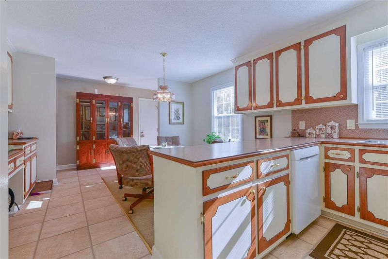 402 Chivalry Dr, Durham, NC 27703