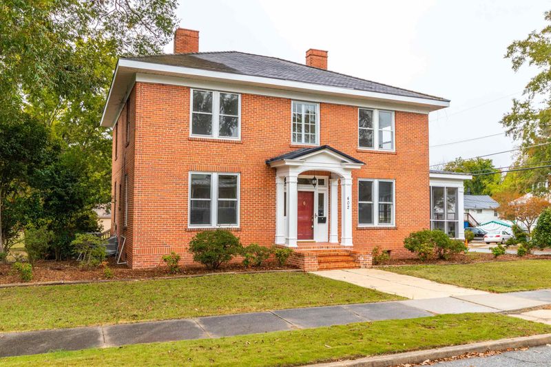 402 E Church St, Smithfield, NC 27577