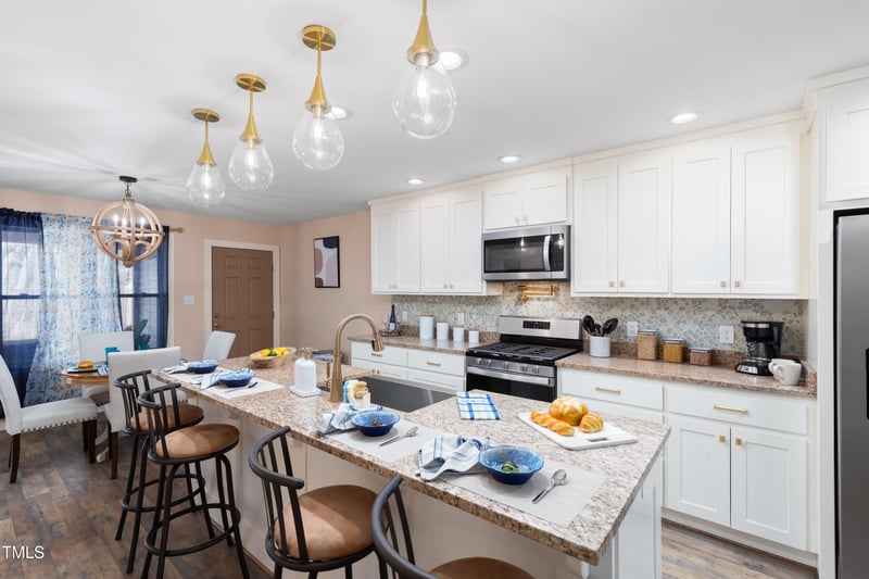 402 Clay St, Mebane, NC 27302