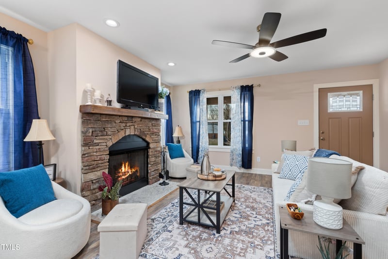 402 Clay St, Mebane, NC 27302