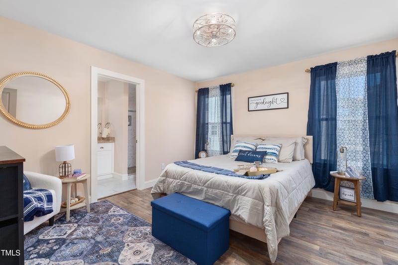 402 Clay St, Mebane, NC 27302