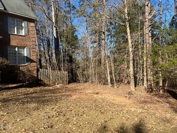 402 Cricket Hearth Rd, Sanford, NC 27330