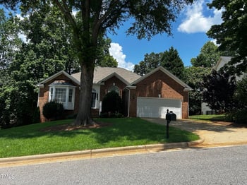 402 Cricketfield Ln, Cary, NC 27518