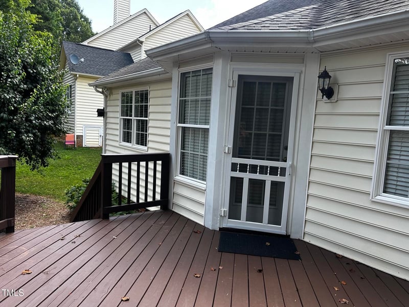 402 Cricketfield Ln, Cary, NC 27518