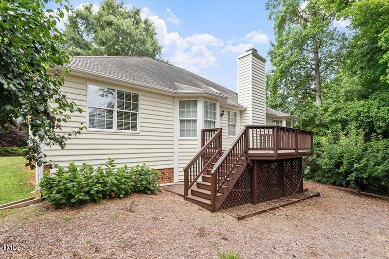 402 Cricketfield Ln, Cary, NC 27518