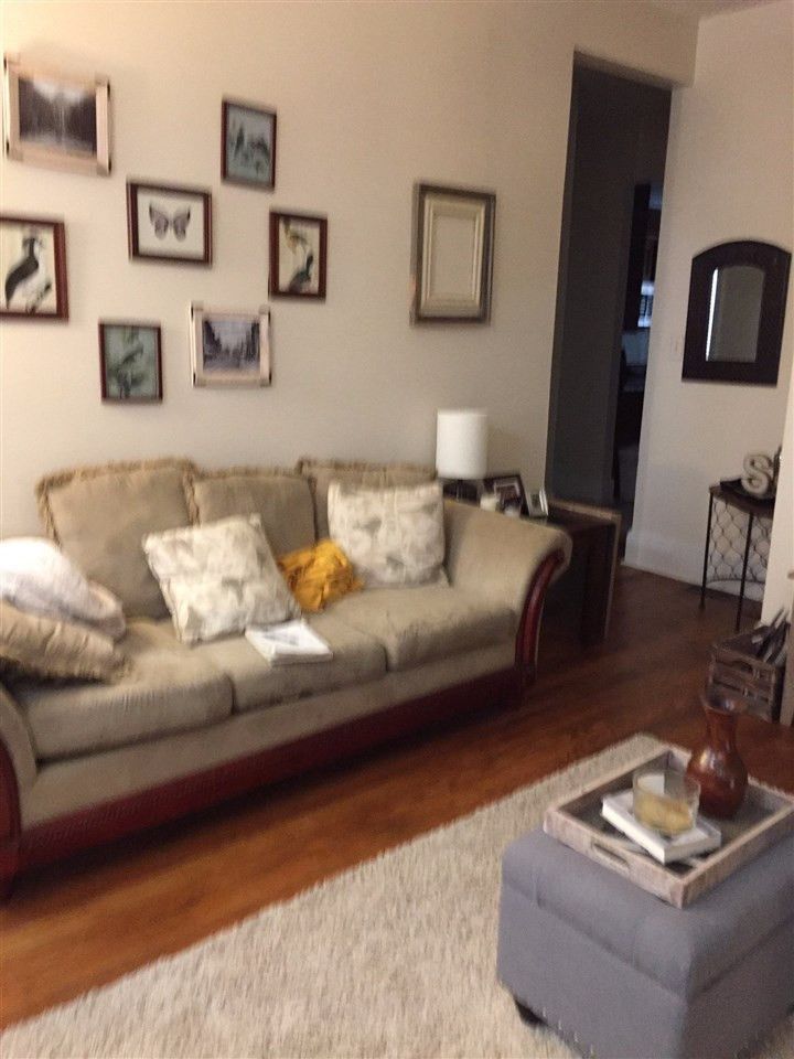 402 Cutler St #4, Raleigh, NC 27603