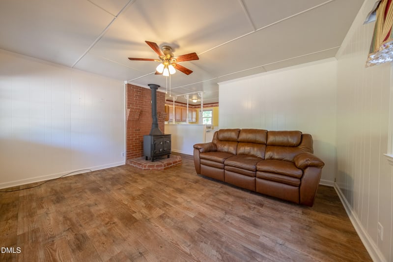 402 Forrest St, Hillsborough, NC 27278
