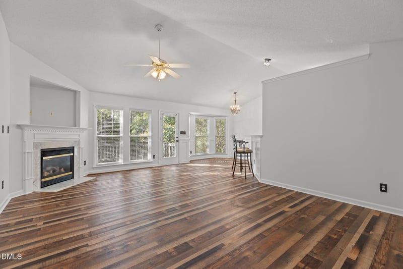 402 Gem Dr, Knightdale, NC 27545