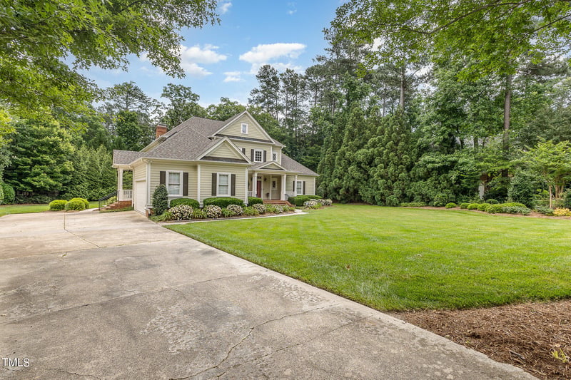 402 Greyfriars Ln, Cary, NC 27518