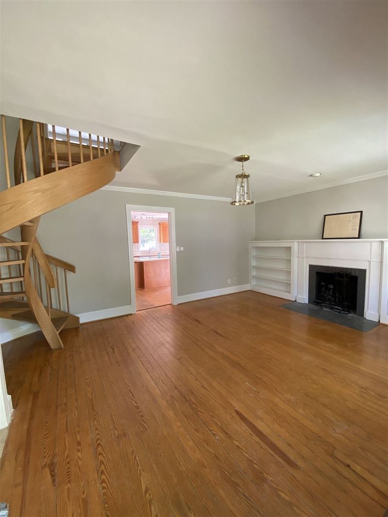 402 Harding St, Raleigh, NC 27604
