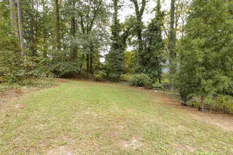 402 Hillcrest Rd, Apex, NC 27502