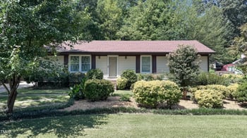 402 Hudson Ct, Cary, NC 27511