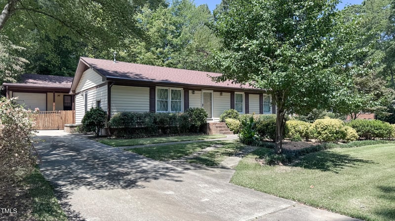 402 Hudson Ct, Cary, NC 27511