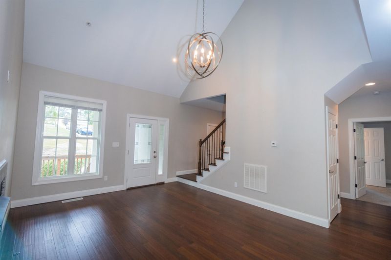 402 Justice Heights St, Apex, NC 27502
