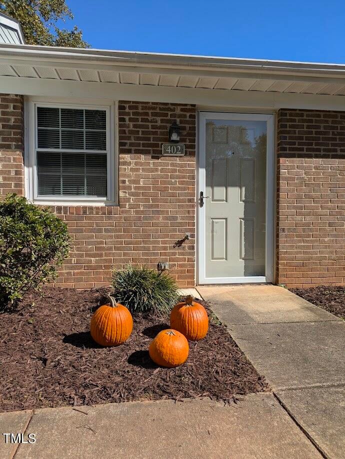 402 Kentucky Dr, Garner, NC 27529