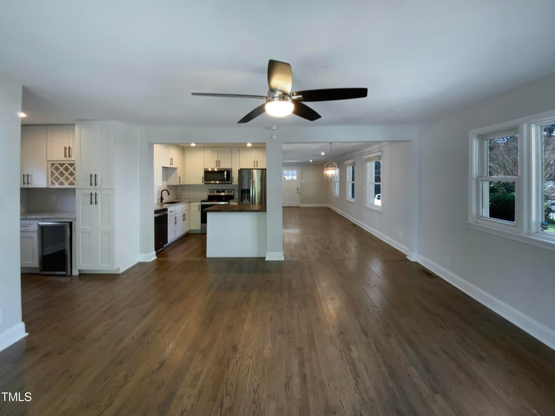 402 N King Charles Rd, Raleigh, NC 27610