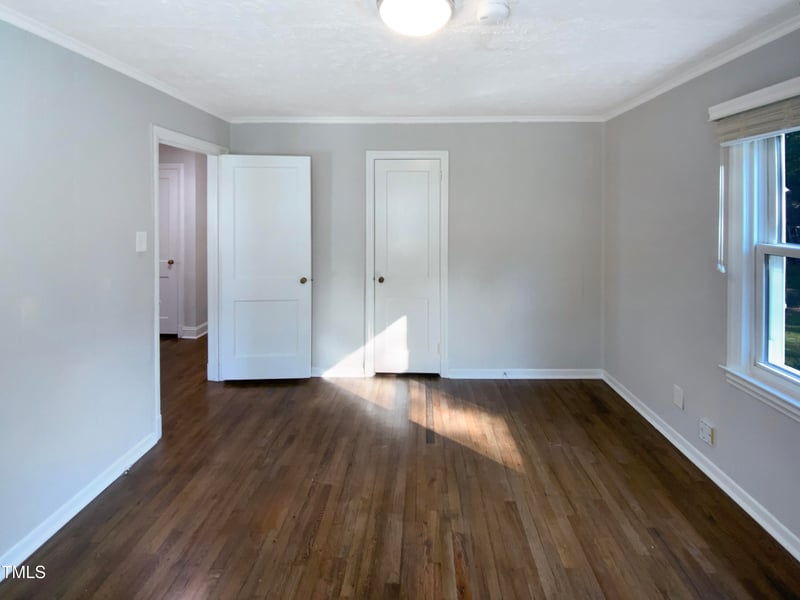 402 N King Charles Rd, Raleigh, NC 27610