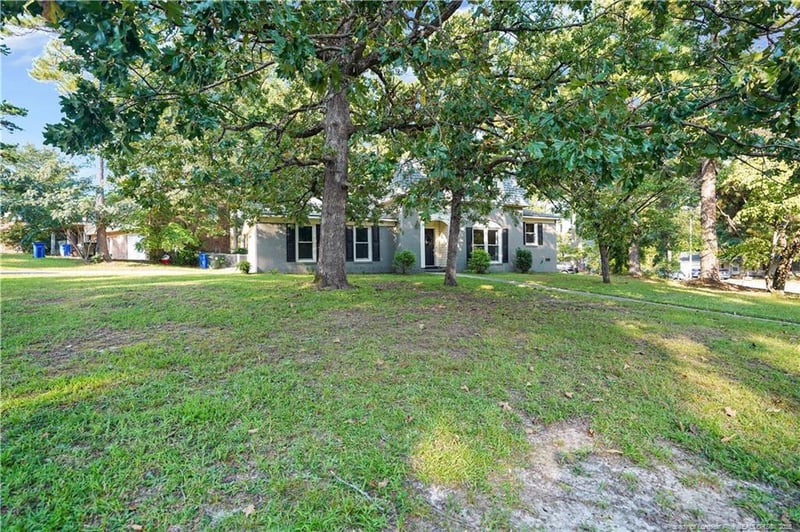 402 Lotus Dr, Fayetteville, NC 28303