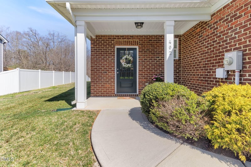 402 Mockingbird Ln, Mebane, NC 27302