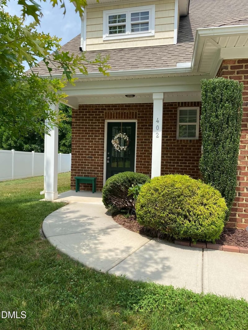402 Mockingbird Ln, Mebane, NC 27302