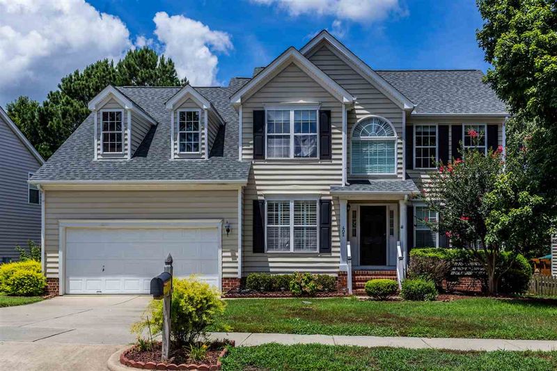 402 Park York Ln, Cary, NC 27519