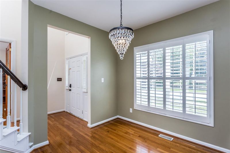 402 Park York Ln, Cary, NC 27519