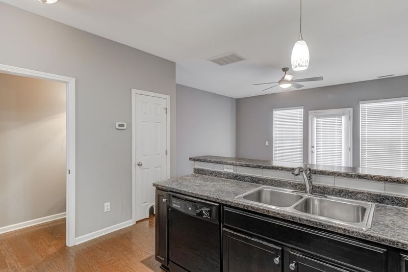 402 Provincial St, Raleigh, NC 27603