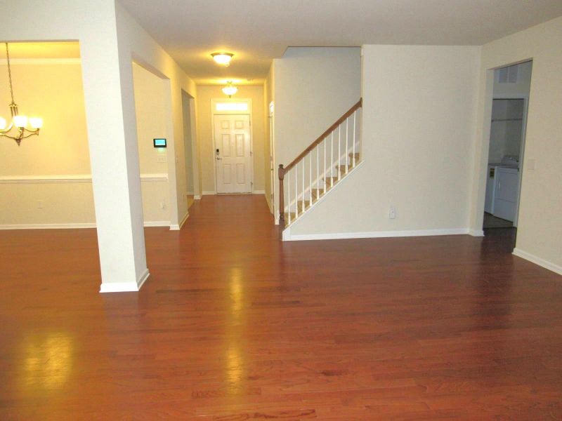 402 Ravenstone Ln, Durham, NC 27703