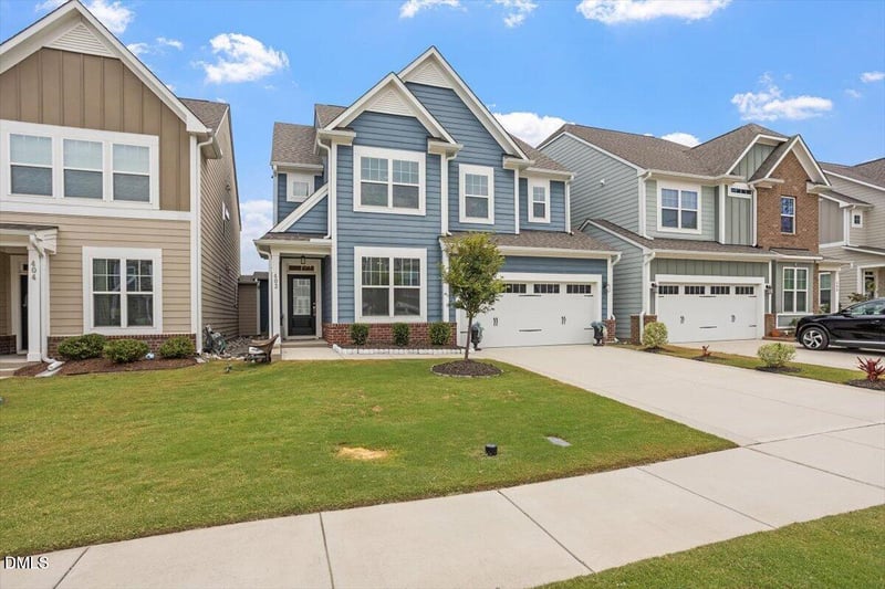 402 Ressler St, Holly Springs, NC 27540