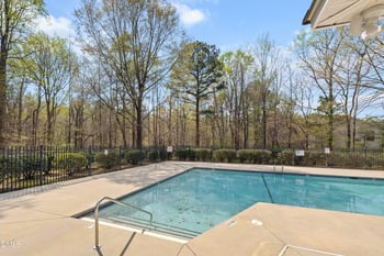 402 Sherwood Forest Pl, Cary, NC 27519