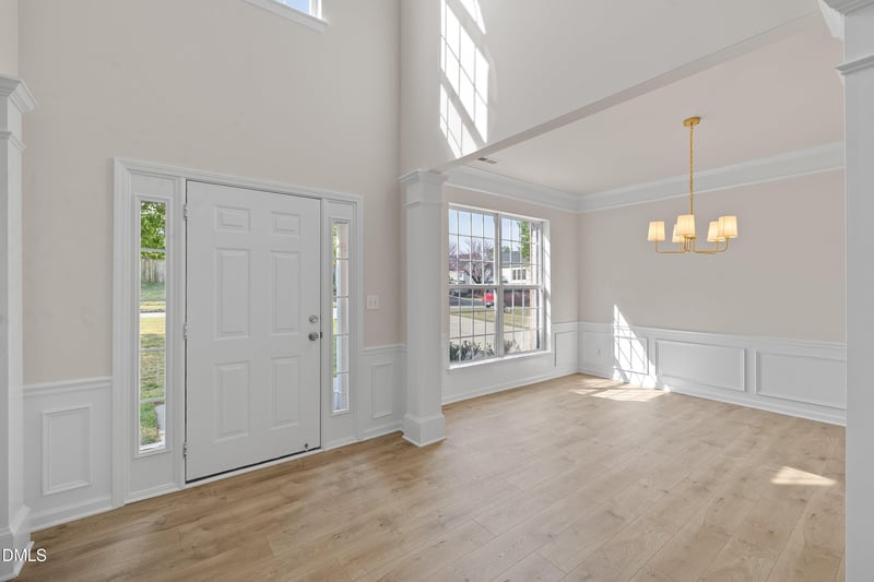 402 Sherwood Forest Pl, Cary, NC 27519