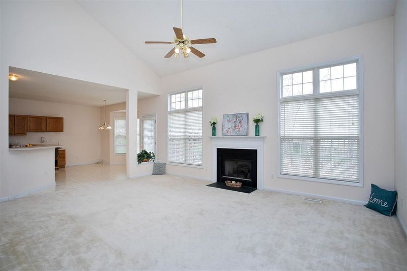 402 Stinhurst Dr, Durham, NC 27713