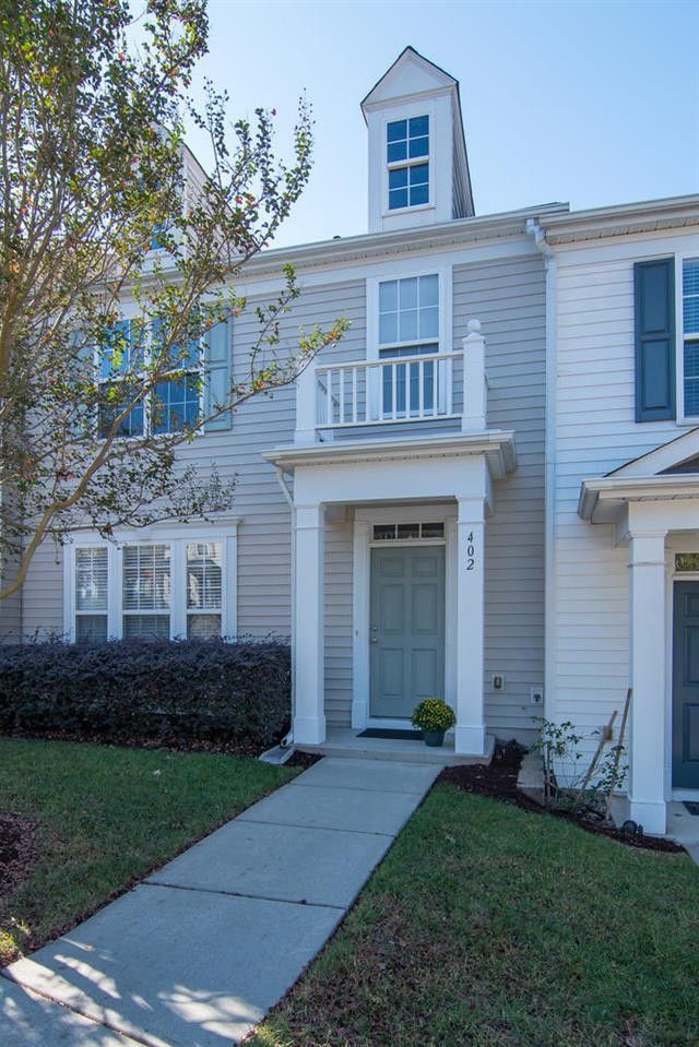 402 Walnut Woods Dr, Morrisville, NC 27560