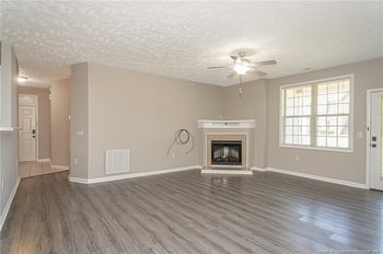 4020 Bardstown Ct, Fayetteville, NC 28304