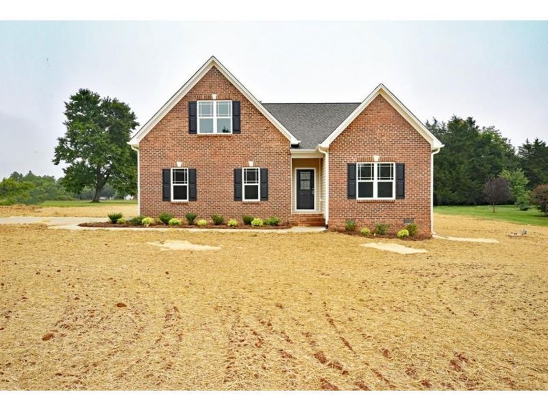 4020 Boyd Wright Rd, Burlington, NC 27215
