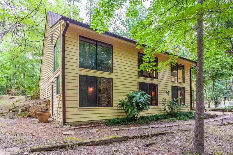 4020 Jones Ferry Rd, Chapel Hill, NC 27516