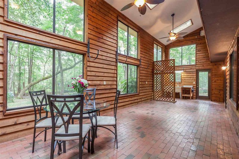 4020 Jones Ferry Rd, Chapel Hill, NC 27516