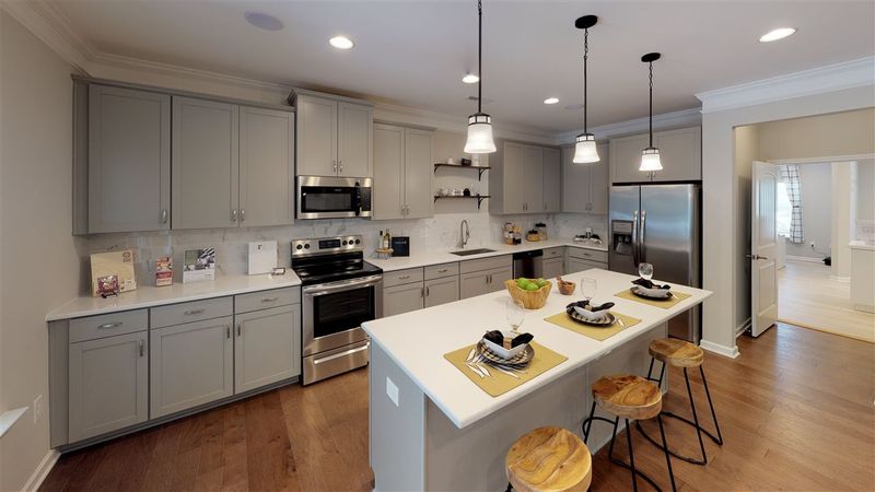 4020 Mendenhall Dr #6, Zebulon, NC 27597