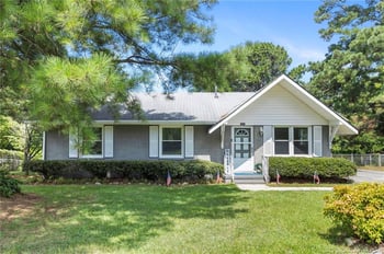 4020 Welmont Dr, Fayetteville, NC 28304