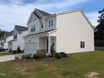 4020 Whitney Peak Dr, Raleigh, NC 27616