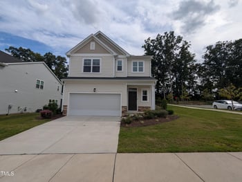 4020 Whitney Peak Dr, Raleigh, NC 27616