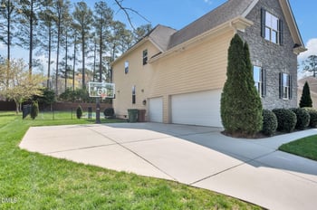 4021 Piney Gap Dr, Cary, NC 27519