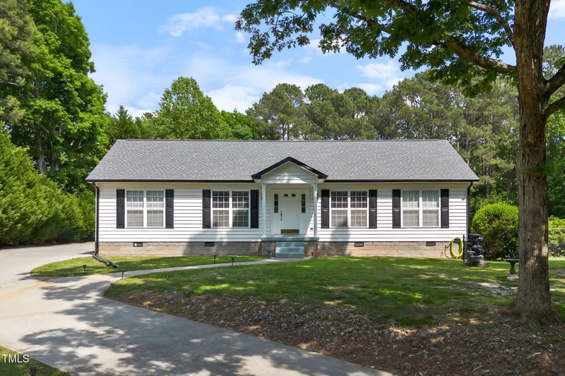 4022 Avents Ferry Rd, Sanford, NC 27330