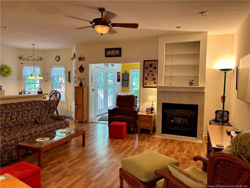 4022 Deer Track Trl, Sanford, NC 27332