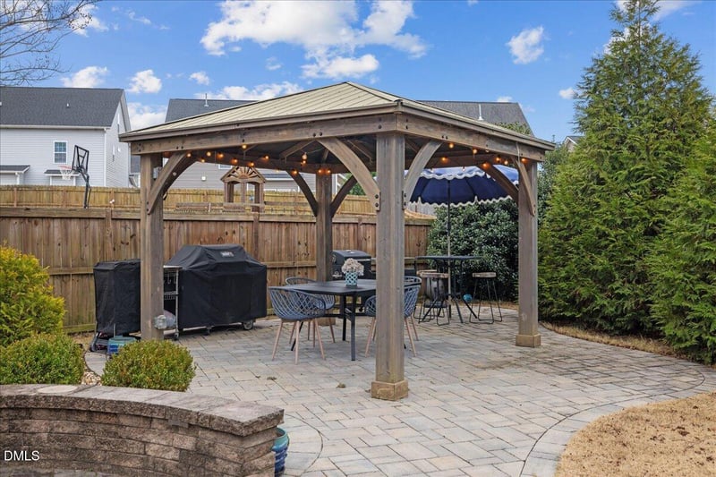 4024 Bostwyck Dr, Fuquay Varina, NC 27526