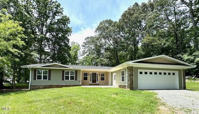 4025 Clapp Mill Rd, Burlington, NC 27215