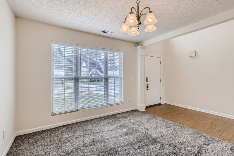 4025 Viewmont Dr, Raleigh, NC 27610