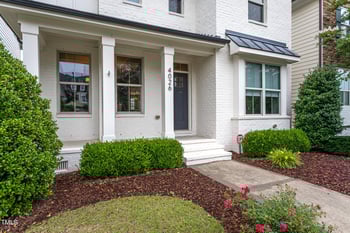 4026 Overcup Oak Ln, Cary, NC 27519