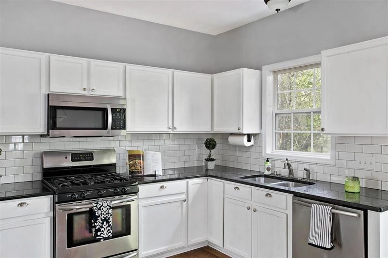 4026 Winecott Dr, Apex, NC 27502