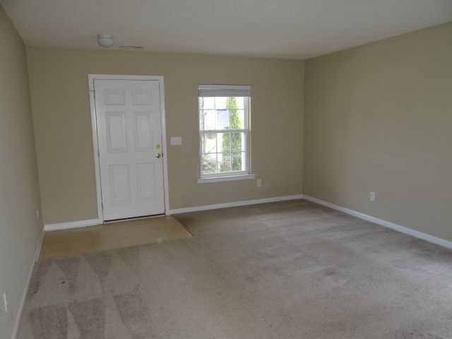 4027 Flat Sedge Ln, Raleigh, NC 27604